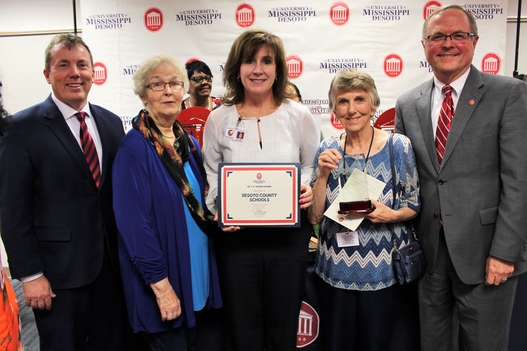 DeSoto County Schools receives Vinson award